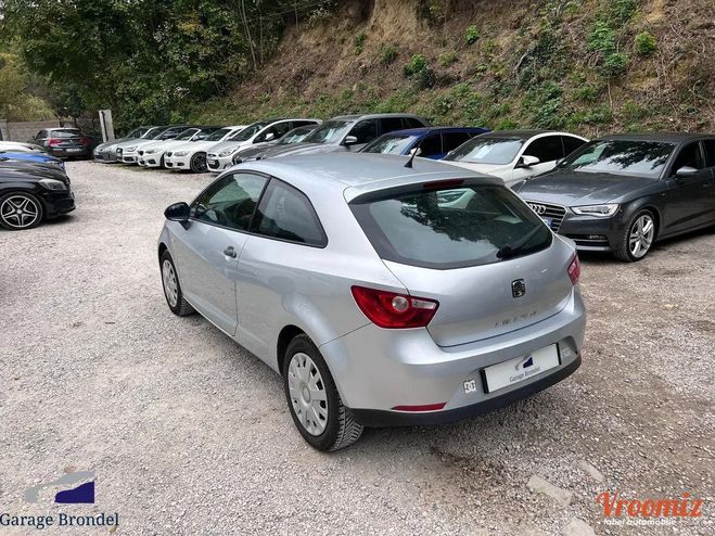 Seat Ibiza 1.4i 85cv Sport Gris de 2009