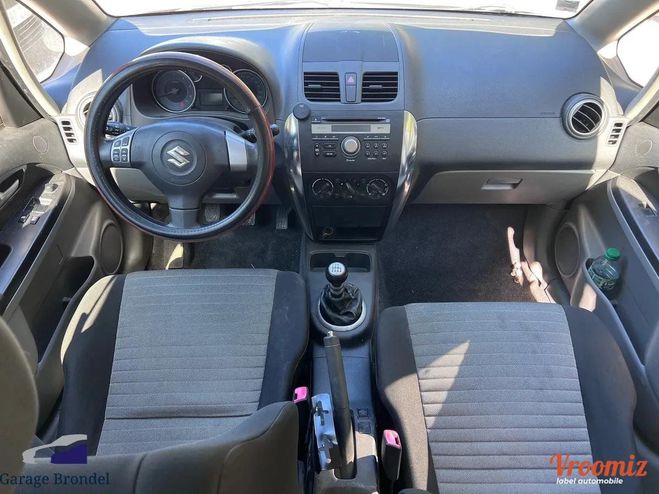 Suzuki SX4 S-Cross Sx-4 2.0 DDIS 135cv Gris de 2011