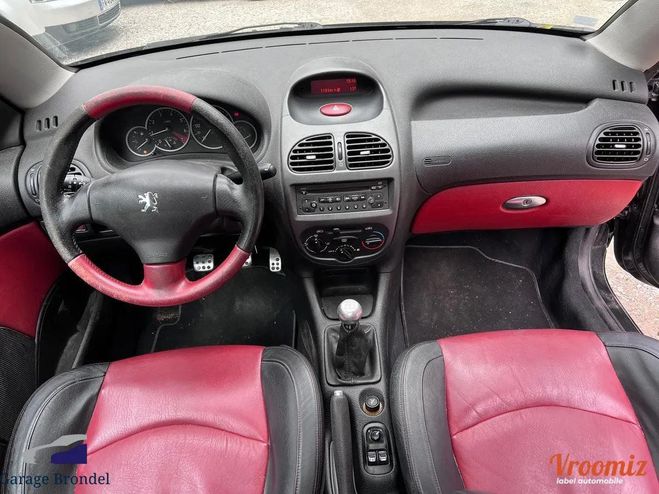 Peugeot 206 CC 1.6i 16V 110 cv Noir de 2003