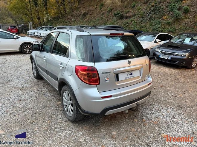 Suzuki SX4 S-Cross Sx-4 2.0 DDiS 135cv GLX 4x4 Gris de 2012