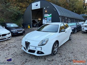  Voir détails -Alfa romeo Giulietta 1.4i TB 170cv Sprint BVA à Sathonay-Camp (69)