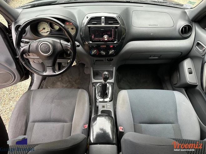 Toyota RAV 4 Rav-4 2.0 i 150cv Spcial 4x4 2me main Noir de 2001