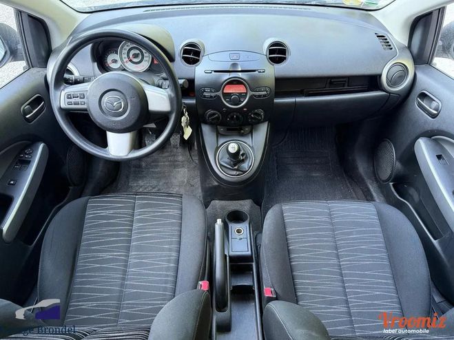 Mazda 2 II 1.3i 75cv Elegance 1re main Gris de 2009