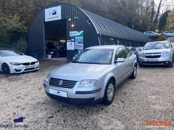  Voir détails -Volkswagen Passat 1.6i 102cv Comfortline 1re Main à Sathonay-Camp (69)