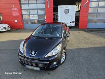  Voir détails -Peugeot 207 Premium 1.6 120ch 16V BVM à  Les Essarts (85)