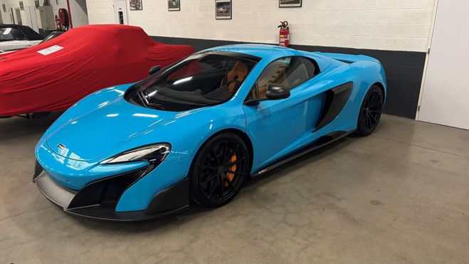 Mclaren 675LT speedster bleu de 2016