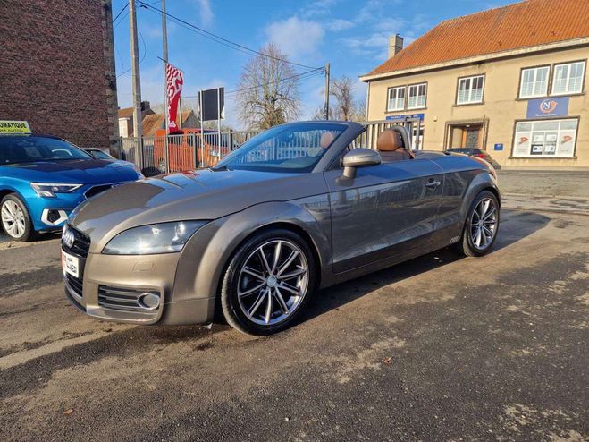 Cliquer pour voir la photo suivante Audi TT Roadster 1.8 TFSI Cabriolet Brun Métallisé de