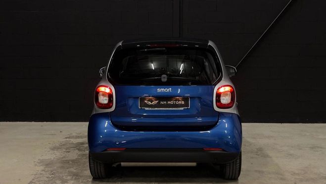 Smart Fortwo 453 Coup Twinamic S&S 71 CV Bleu de 2016