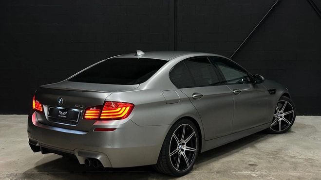 BMW M5 F10 Jahre Edition 4.4 V8 DKG7 600 CV 1/3 Gris de 2015