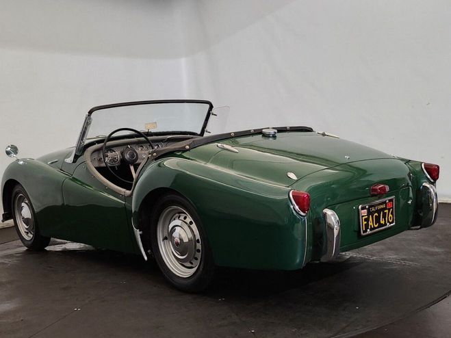 Triumph TR2  British Racing Green de 1955