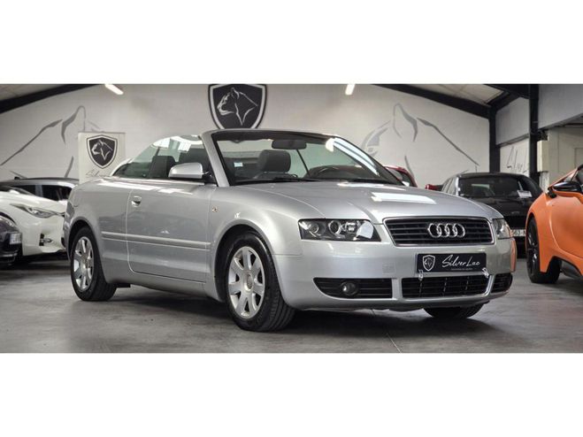 Cliquer pour voir la photo suivante Audi A4 CABRIOLET 1.8 TURBO 163 BVA MULTITRONIC GRIS CLAIR de 2004