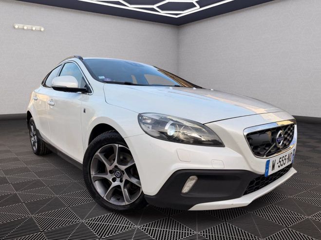 Volvo V40 CROSS COUNTRY 2.0 T5 245 OCEAN RACE XENO Blanc de 2014