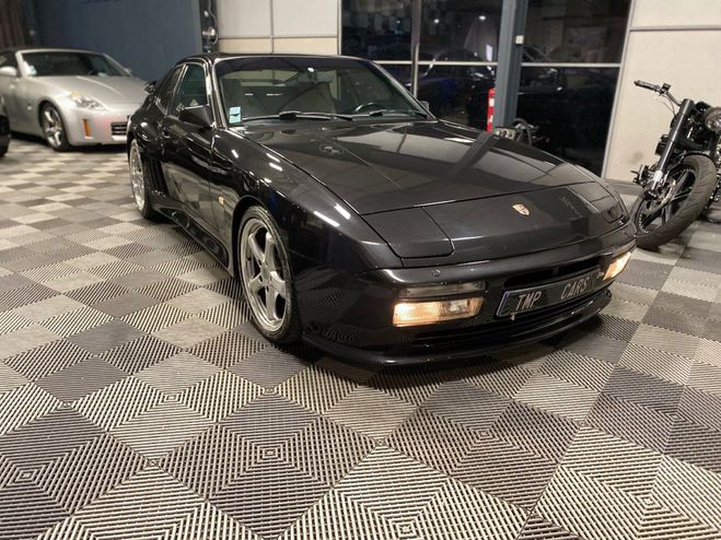 Porsche 944 2.5 Turbo Noir de 1987