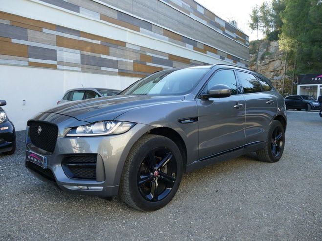 Cliquer pour voir la photo suivante Jaguar F Pace 2.0 180 Ch R-SPORT AWD BVA Gris de 2016