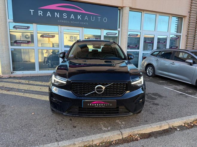 Volvo XC40 Phase 2 B3 16V Mild-Hybrid DKG7 163 cv U Noir de 2024