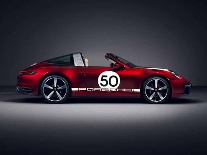Porsche 911 992 TARGA 4S PDK HERITAGE EDITION Rouge Mtallis de 