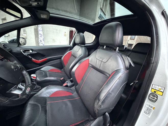 Peugeot 208 1.6 THP 200CH GTI 3P BLANC de 2015