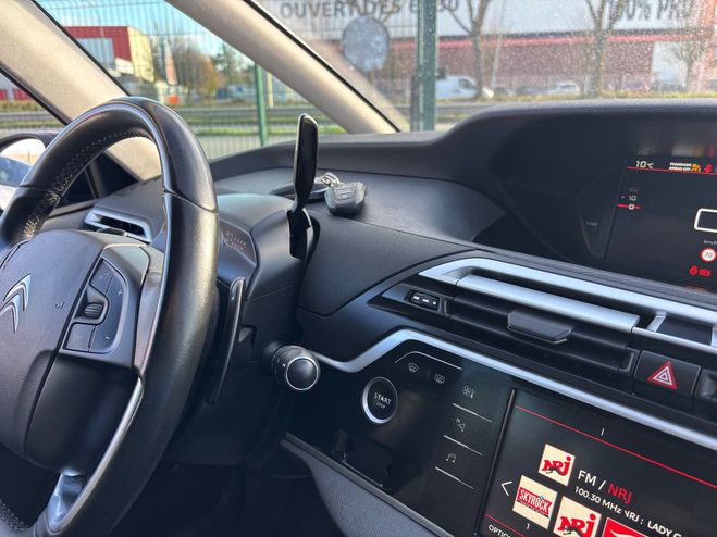 Citroen Grand C4 Picasso III 1.5 BLUEHDI 130 S&S SHINE PACK EAT8  Vert fonc de 2020