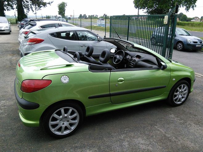 Peugeot 206 2.0 i S16 136 CUIR - DISTRIBUTION FAITE Vert de 2002