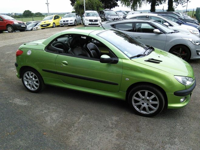 Peugeot 206 2.0 i S16 136 CUIR - DISTRIBUTION FAITE Vert de 2002