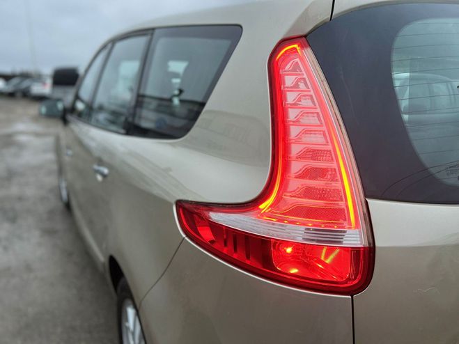 Renault Scenic Grand Privilge Beige de 2009