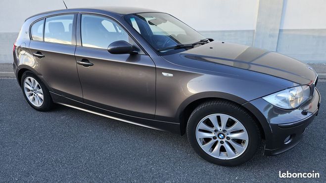 BMW Serie 1 E81-87 120i 150 CV PACK LUXE BVA Marron de 2006
