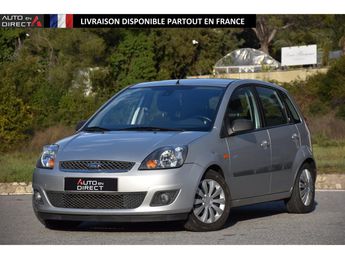 Voir détails -Ford Fiesta 1.6i 100 Ghia à Mougins (06)