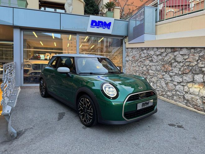 Cliquer pour voir la photo suivante Mini Cooper S 204ch Favoured DKG7 Vert de