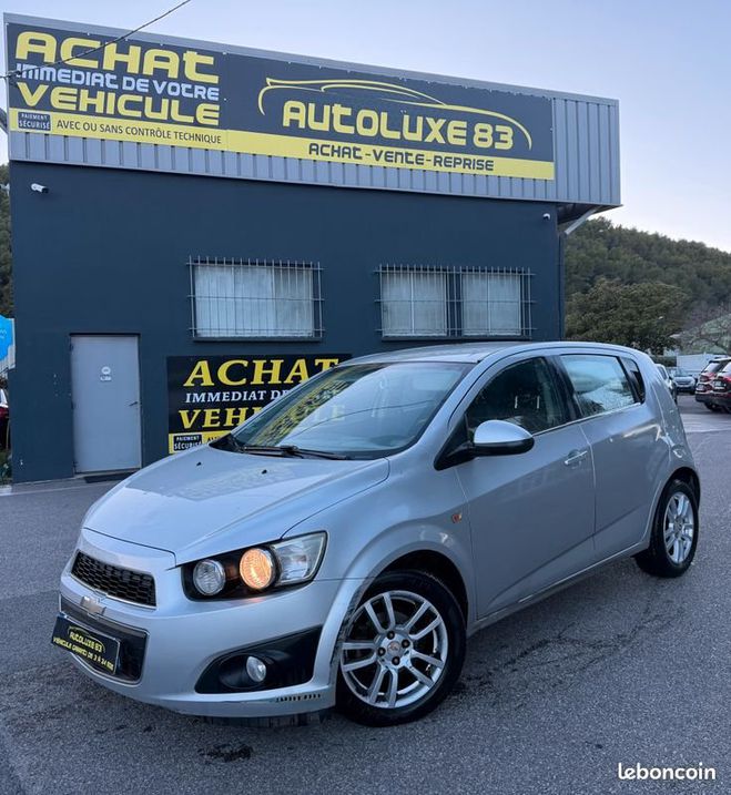 Cliquer pour voir la photo suivante Chevrolet Aveo 1.4 i 100 cv boite automatique Autre de 2011