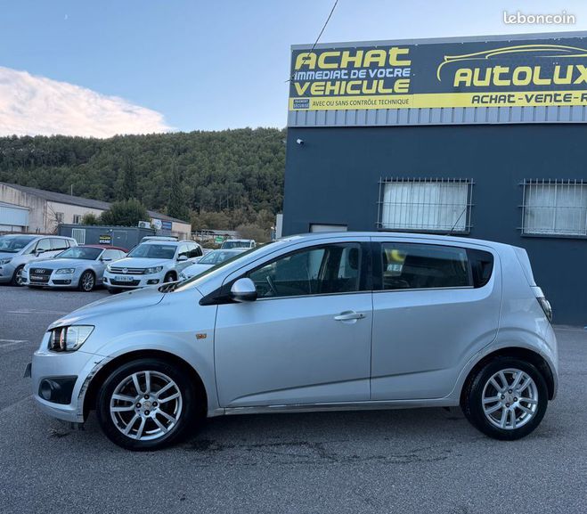 Chevrolet Aveo 1.4 i 100 cv boite automatique Autre de 2011