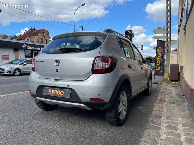 Dacia Sandero stepway 0.9 tce 90ch prestige Gris de 2014