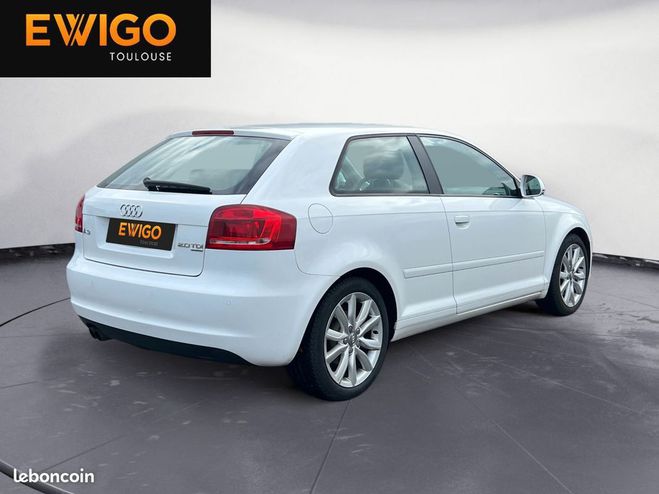 Audi A3 2.0 tdi 140 ch ambiente quattro 2e main, Blanc de 2010