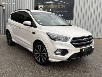  Voir détails -Ford Kuga 2.0 TDCI 150CH STOP&START ST-LINE 4X4 PO à  La Garde (83)