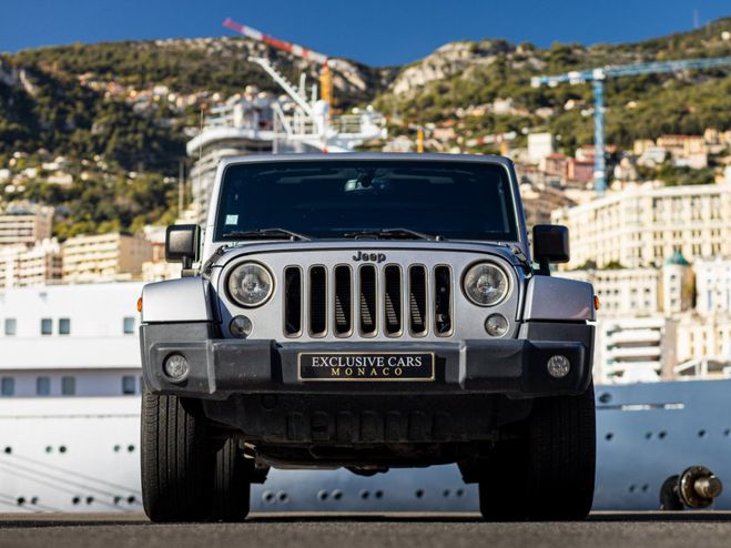 Jeep Wrangler JK UNLIMITED SPORT GOLDEN EAGLE 3.6 V6 4 Gris Mtal de 