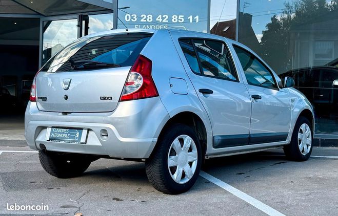Dacia Sandero 1.5 dCi 70 ch Ambiance Gris de 2010