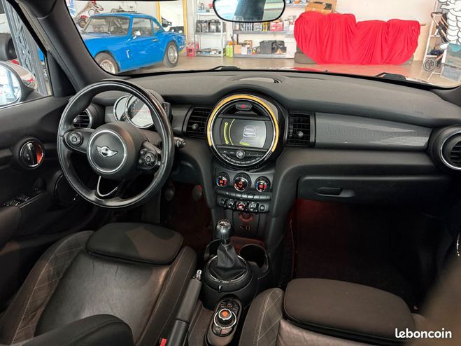 Mini Mini 5 portes Cooper D 116ch Pack Red Hot Chi Noir de 2015