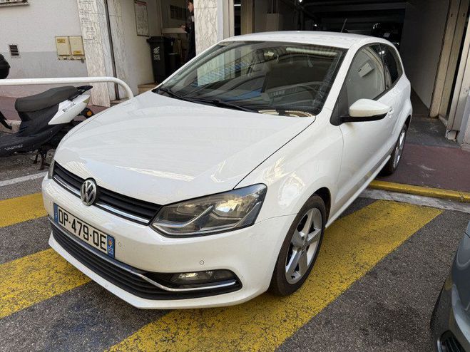 Volkswagen Polo 1.4 TDI 90CH BLUEMOTION TECHNOLOGY CONFO Blanc de 2015