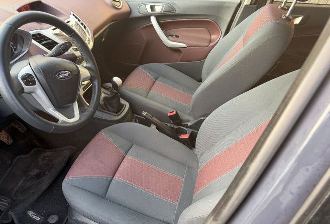 Ford Fiesta 1.25 82CH TITANIUM 5P  de 2013