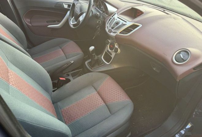 Ford Fiesta 1.25 82CH TITANIUM 5P  de 2013