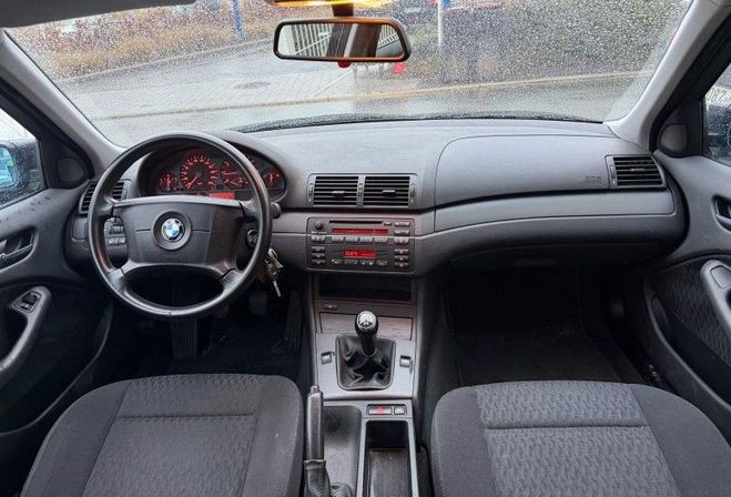 BMW Serie 3 (E46) 316I 105CH PACK  de 2001