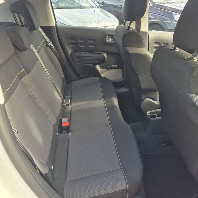 Citroen C3 III (2) 1.2 PURETECH 83 S&S FEEL PACK AN Blanc de 2021