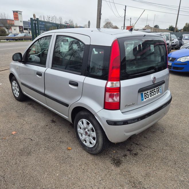 Fiat Panda II 1.2 8V 69 DYNAMIC TRS BELLE 7 Gris de 2011