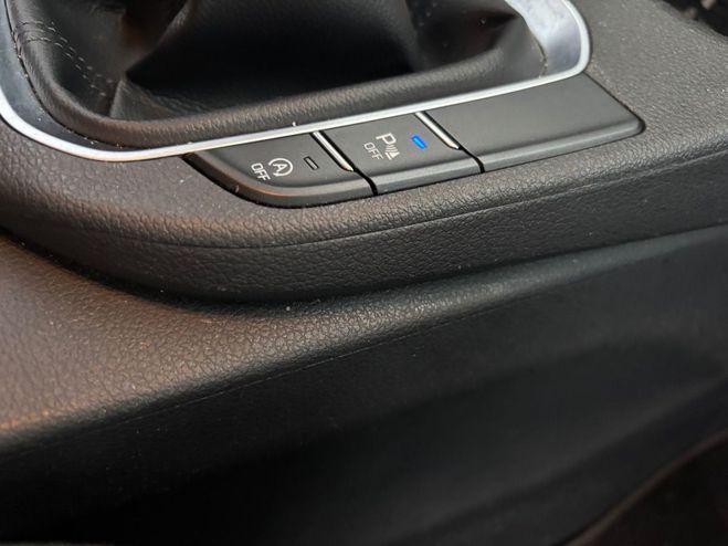 Hyundai I30 III 1.6 CRDI 115 BUSINESS BELLE FULL FIA Gris fonc de 2020