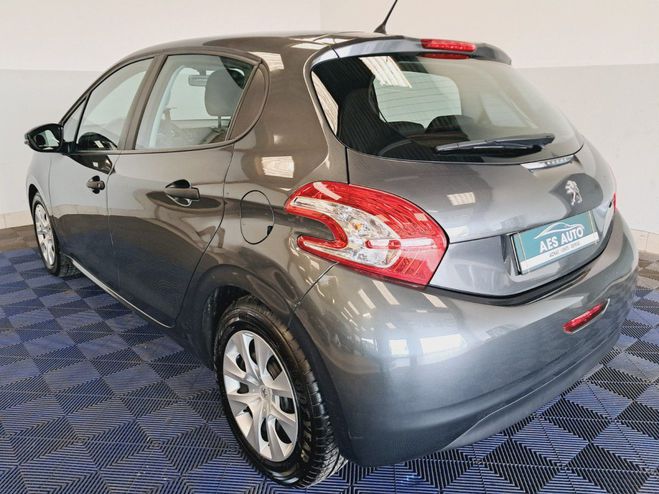Peugeot 208 1.4 HDi 68ch BVM5 Access Gris de 2012