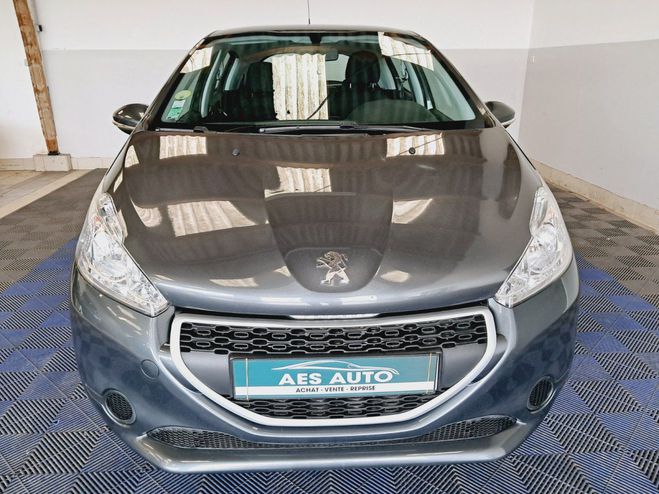 Peugeot 208 1.4 HDi 68ch BVM5 Access Gris de 2012