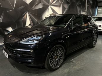  Voir détails -Porsche Cayenne (9YA) 3.0 462CH E-HYBRID à Aubire (63)