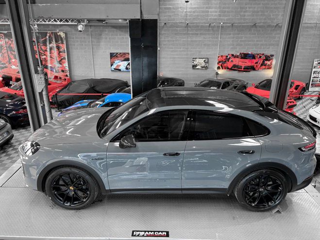 Porsche Cayenne TURBO E-HYBRID PACK GT gris arctique de 2024