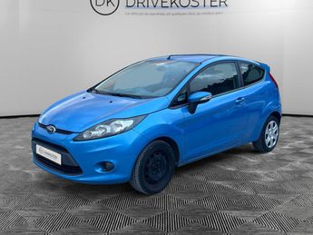  Voir détails -Ford Fiesta 1.25i - 82 cv - Finition Ambiente à Nice (06)