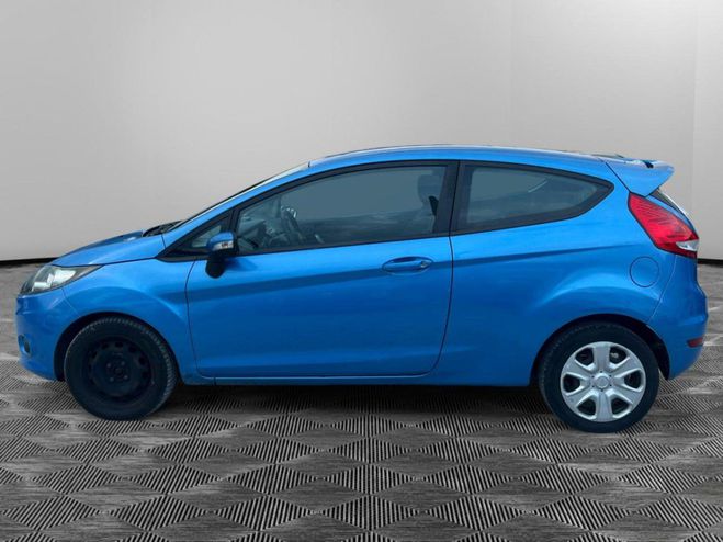 Ford Fiesta 1.25i - 82 cv - Finition Ambiente BLEU CLAIR de 2010