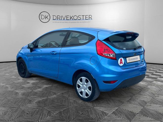 Ford Fiesta 1.25i - 82 cv - Finition Ambiente BLEU CLAIR de 2010